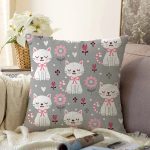 - Sonil-K1372-Gorsel - Realhomes  Uyuyan Kedi Desenli Dijital Baskılı Özel Tasarım Modern Raşel Kadife Yastık Kırlent Kılıfı Realhomes