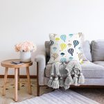 - Sonil-K1376-Gorsel-1 - Realhomes  Uçan Balon Temalı Dijital Baskılı Özel Tasarım Modern Raşel Kadife Yastık Kırlent Kılıfı Realhomes