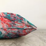 - Sonil-K139-Gorsel-2 - Realhomes  Kırmızı Mavi Duman Desenli Dijital Baskılı Dekoratif Modern Raşel Kadife Yastık Kırlent Kılıfı Realhomes