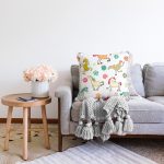 Rengarenk Sevimli At Desenli Dijital Baskılı Özel Tasarım Modern Raşel Kadife Yastık Kırlent Kılıfı Realhomes