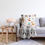 - Печать - Realhomes  Sevimli Orman Hayvanları Desenli Dijital Baskılı Özel Tasarım Modern Raşel Kadife Yastık Kırlent Kılıfı Realhomes