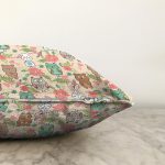 - Sonil-K1409-Gorsel-2 - Realhomes Sevimli Orman Hayvanları Desenli Dijital Baskılı Özel Tasarım Modern Raşel Kadife Yastık Kırlent Kılıfı Realhomes