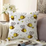 - Печать - Realhomes  Sevimli Arı Motifli Dijital Baskılı Özel Tasarım Modern Raşel Kadife Yastık Kırlent Kılıfı Realhomes