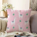 Pembe Zeminde Lama Desenli Dijital Baskılı Özel Tasarım Modern Raşel Kadife Yastık Kırlent Kılıfı Realhomes