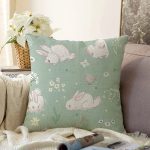 Yeşil Zeminde Sevimli Tavşan Desenli Dijital Baskılı Özel Tasarım Modern Raşel Kadife Yastık Kırlent Kılıfı Realhomes