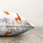 - Sonil-K1471-Gorsel-2 - Realhomes Orman Hayvanları Desenli Dijital Baskılı Özel Tasarım Modern Şönil Yastık Kırlent Kılıfı Realhomes