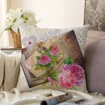 - kırlent 1 - Realhomes  Krem Zeminde Güller Ve Fotoğraflar Dijital Baskılı Dekoratif Modern Raşel Kadife Yastık Kırlent Kılıfı Realhomes