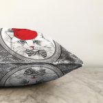 - Sonil-K300-Gorsel-2 - Realhomes  Kırmızı Şapkalı Kedi Tasarımlı Dijital Baskılı Dekoratif Raşel Kadife Yastık Kırlent Kılıfı Realhomes