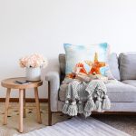 - Sonil-K3420-Gorsel-1 - Realhomes Sahilde Deniz Yıldızları Özel Tasarım Dijital Baskılı Modern Şönil Yastık Kırlent Kılıfı Realhomes