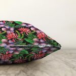 - Sonil-K3444-Gorsel-2 - Realhomes Siyah Zeminde Suluboya Tropik Bitkiler Tasarımlı Modern Raşel Kadife Yastık Kırlent Kılıfı Realhomes