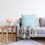 - Sonil-K3553-Gorsel-1 - Realhomes  Çapa Desenli Denizci Temalı Özel Tasarımlı Dijital Baskılı Modern Raşel Kadife Yastık Kırlent Kılıfı Realhomes