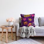 - Sonil-K3560-Gorsel-1 - Realhomes Realhomes Mor Zeminli Cool Pop Art Özel Tasarımlı Modern Raşel Kadife Yastık Kırlent Kılıfı Realhomes