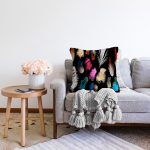 - Sonil-K3663-Gorsel-1 - Realhomes Siyah Zeminli Renkli Tüyler Dijital Baskılı Raşel Kadife Yastık Kırlent Kılıfı Realhomes