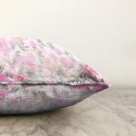 - Sonil-K3674-Gorsel-2 - Realhomes Pembe Gül Figürlü Özel Tasarım Dijital Baskılı Modern Raşel Kadife Yastık Kırlent Kılıfı Realhomes