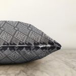 Geometrik Motifler Özel tasarım Dijital Baskılı Raşel Kadife Yastık Kırlent Kılıfı Realhomes