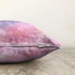 - Sonil-K3699-Gorsel-2 - Realhomes  Soyut Beyaz Çiçekli Özel Tasarım Dijital Baskılı Modern Raşel Kadife Yastık Kırlent Kılıfı Realhomes