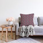 - Sonil-K3711-Gorsel-1 - Realhomes Zikzak Zeminde İskelet Ve Gül Motifli Özel Tasarım Dijital Baskılı Modern Şönil Yastık Kırlent Kılıfı Realhomes