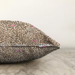 Leopar Motifli Dijital Baskılı Raşel Kadife Yastık Kırlent Kılıfı Realhomes