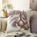 At Motifli Dijital Baskılı Dekoratif Raşel Kadife Yastık Kırlent Kılıfı Realhomes