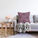 - Sonil-K3833-Gorsel-1 - Realhomes  Pembe Zeminde Siyah Motifler Dijital Baskılı Modern Raşel Kadife Yastık Kırlent Kılıfı Realhomes