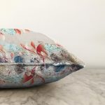 Krem Zeminde Çiçek Desenli Özel Tasarım Dijital Baskılı Modern Raşel Kadife Yastık Kırlent Kılıfı Realhomes