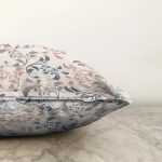 Krem Zeminli Özel Tasarım Dijital Baskılı Modern Raşel Kadife Yastık Kırlent Kılıfı Realhomes