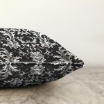 - Sonil-K3885-Gorsel-2 - Realhomes  Siyah Zeminde Damask Özel Tasarım Dijital Baskılı Modern Raşel Kadife Yastık Kırlent Kılıfı Realhomes