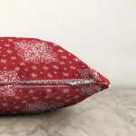 - Sonil-K3907-Gorsel-2 - Realhomes Kırmızı Zeminde Etnik Motifler Dijital Baskılı Modern Raşel Kadife Yastık Kırlent Kılıfı Realhomes