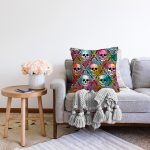 - Sonil-K3929-Gorsel-1 - Realhomes  Renkli Zeminde Kurukafa Motifli Dijital Baskılı Modern Raşel Kadife Yastık Kırlent Kılıfı Realhomes