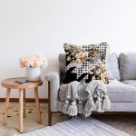 - Sonil-K3936-Gorsel-1 - Realhomes  Kaz Ayağı Zeminde Rengarenk Çiçekler Dijital Baskılı Modern Raşel Kadife Yastık Kırlent Kılıfı Realhomes