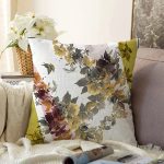 - Sonil-K3989-Gorsel - Realhomes Beyaz Zeminde Çiçek Desenli Özel Tasarım Dijital Baskılı Modern Şönil Yastık Kırlent Kılıfı Realhomes