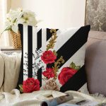- Sonil-K3994-Gorsel - Realhomes  Siyah Beyaz Zeminde Çiçek Desenli Özel Tasarım Dijital Baskılı Modern Raşel Kadife Yastık Kırlent Kılıfı Realhomes