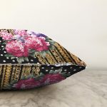 - Sonil-K3996-Gorsel-2 - Realhomes  Puanlı Zeminde Altın Zincir Ve Çiçekler Özel Tasarım Dijital Baskılı Modern Raşel Kadife Yastık Kırlent Kılıfı Realhomes