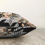 Kazayağı Zeminde Özel Tasarım Dijital Baskılı Modern Raşel Kadife Yastık Kırlent Kılıfı Realhomes