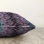 - Sonil-K4030-Gorsel-2 - Realhomes  Siyah Zeminde Leopar Motifli Özel Tasarım Dijital Baskılı Modern Raşel Kadife Yastık Kırlent Kılıfı Realhomes