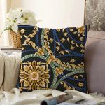 - Sonil-K4048-Gorsel - Realhomes Siyah Zeminde Altın Motifli Ve Özel Tasarım Dijital Baskılı Modern Raşel Kadife Yastık Kırlent Kılıfı Realhomes