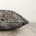 - Sonil-K4051-Gorsel-2 - Realhomes Renkli Leopar Desenli Özel Tasarım Dijital Baskılı Modern Raşel Kadife Yastık Kırlent Kılıfı Realhomes