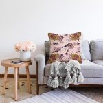 - Sonil-K4064-Gorsel-1 - Realhomes Çiçek Ve Altın Motifli Özel Tasarım Dijital Baskılı Modern Raşel Kadife Yastık Kırlent Kılıfı Realhomes