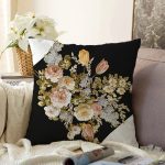 Siyah Beyaz Zeminde Çiçek Desenli Özel Tasarım Dijital Baskılı Modern Raşel Kadife Yastık Kırlent Kılıfı Realhomes