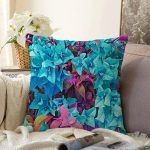 - Sonil-K4083-Gorsel - Realhomes Mavi Pembe Çiçek Desenli Özel Tasarım Dijital Baskılı Modern Raşel Kadife Yastık Kırlent Kılıfı Realhomes