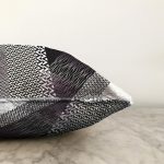 - Sonil-K4087-Gorsel-2 - Realhomes  Karmaşık Zikzak Motifli Özel Tasarım Dijital Baskılı Modern Raşel Kadife Yastık Kırlent Kılıfı Realhomes