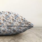 - Sonil-K409-Gorsel-2 - Realhomes  Beyaz Zeminde Çiçek Figürlü Özel Tasarım Dijital Baskılı Modern Raşel Kadife Yastık Kırlent Kılıfı Realhomes