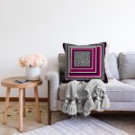 Leopar Zemin Üzerinde Geometrik Motifli Özel Tasarım Dijital Baskılı Modern Raşel Kadife Yastık Kırlent Kılıfı Realhomes