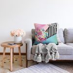 Çiçek Desenli Özel Tasarım Dijital Baskılı Modern Raşel Kadife Yastık Kırlent Kılıfı Realhomes