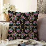 - Sonil-K4158-Gorsel - Realhomes Siyah Zeminde Altın Dokunuşlar Şönil Yastık Kırlent Kılıfı Realhomes