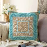 - Sonil-K4168-Gorsel - Realhomes Gold Kare ve Mavinin Uyumu Tasarımlı Dijital Baskılı Şönil Yastık Kırlent Kılıfı Realhomes