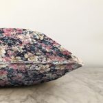 Modern Gül Temalı Özel Tasarım Dijital Baskılı Raşel Kadife Yastık Kırlent Kılıfı Realhomes