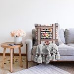 - Sonil-K4230-Gorsel-1 - Realhomes Çizgili Zeminde Çiçek Motifli Özel Tasarım Dijital Baskılı Modern Raşel Kadife Yastık Kırlent Kılıfı Realhomes