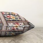 - Sonil-K4230-Gorsel-2 - Realhomes Çizgili Zeminde Çiçek Motifli Özel Tasarım Dijital Baskılı Modern Raşel Kadife Yastık Kırlent Kılıfı Realhomes