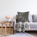 - Sonil-K4276-Gorsel-1 - Realhomes  Leopar Desenli Özel Tasarım Dijital Baskılı Modern Raşel Kadife Yastık Kırlent Kılıfı Realhomes
